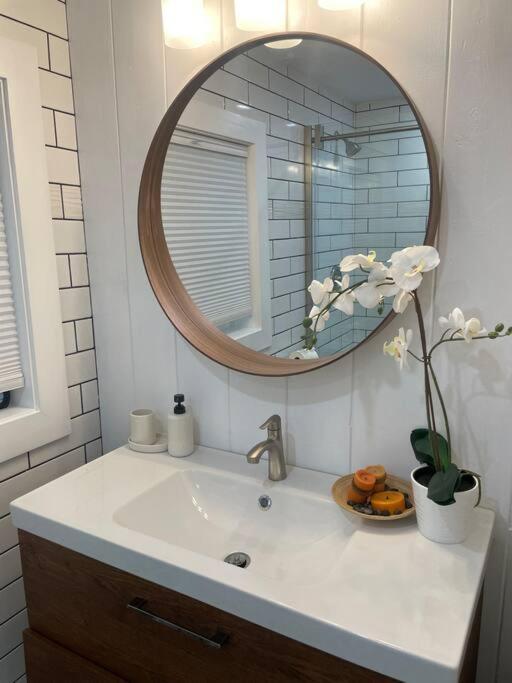 Shares Courtyard Luxury Apt - New! Rockledge Exterior foto